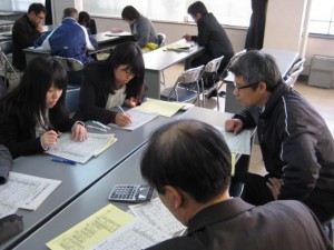 先生方による予想会の様子